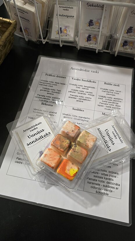 Aromātiskais vasks " Vaniļas sandalkoks"