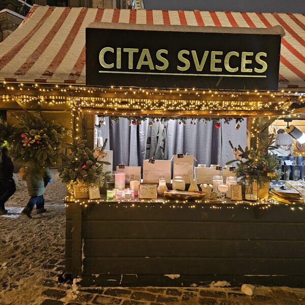 Piedalamies ziemassvētku tirdziņā